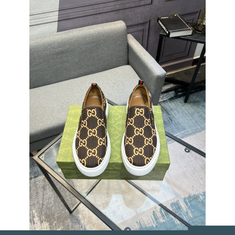 G*u*i casual shoes